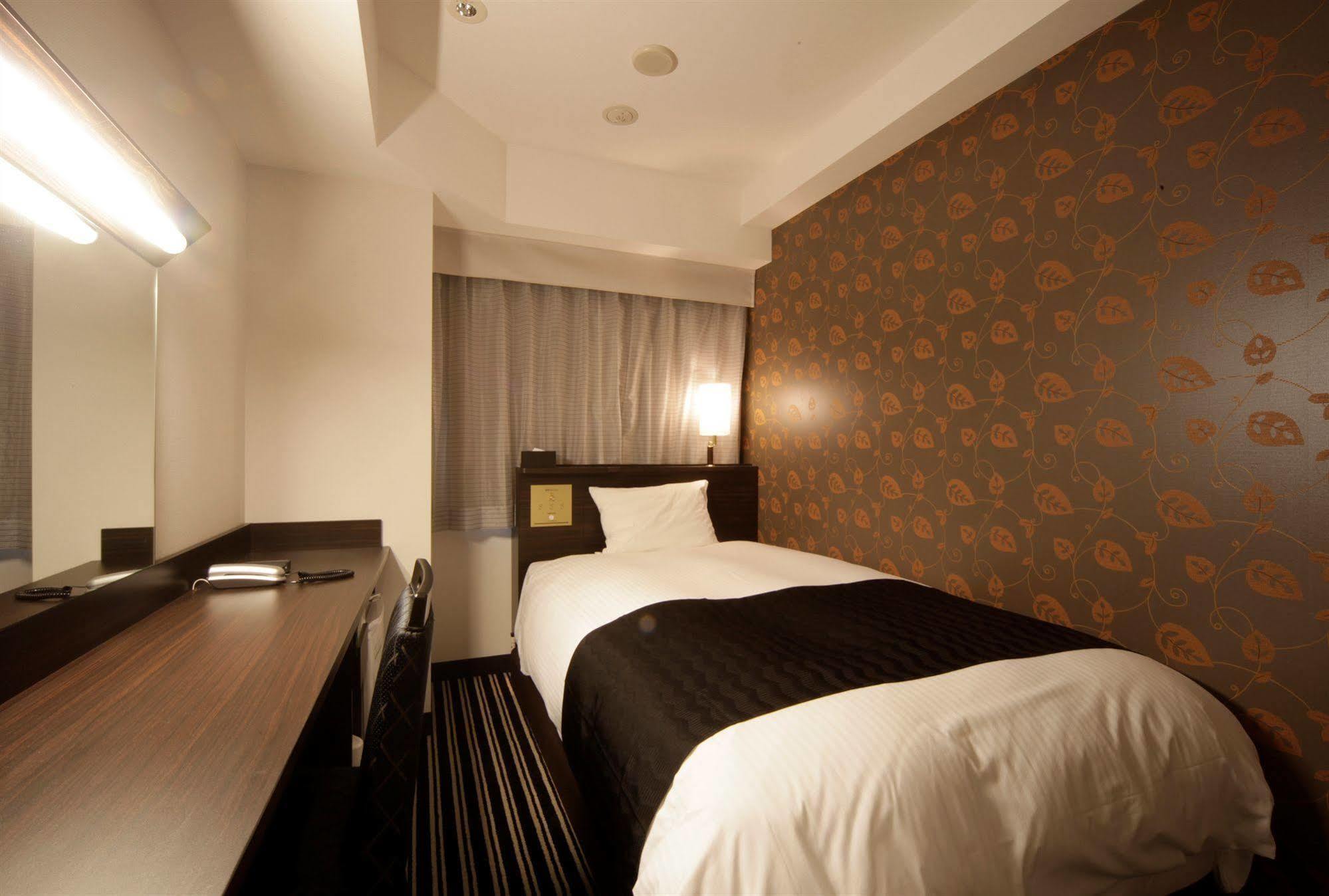 Apa Hotel Ningyocho Ekikita Токио Экстерьер фото